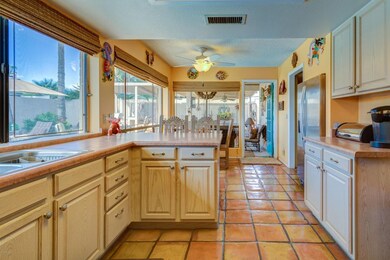 006_Kitchen