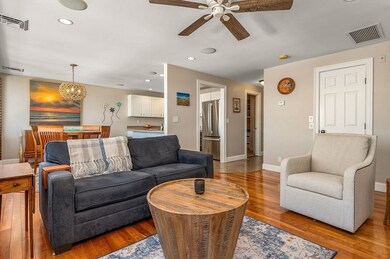 58 Merrimac St unit 2-2, Newburyport, MA 01950 - photo 3