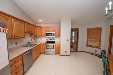 1114 Stoneripple Cir, Lafayette, IN 47909 - photo 6