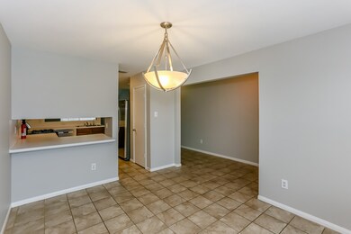 7903 Fall Glen Dr, Houston, TX 77040 - photo 6