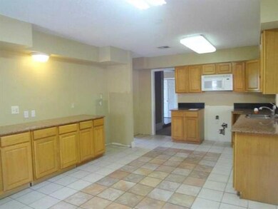 Kitchen. 6