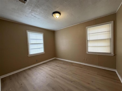 2308 12th St, Lake Charles, LA 70601 - photo 5