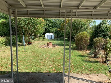 8411 Oakleigh Rd, Parkville, MD 21234 - photo 4