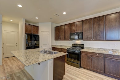 10156 Ruggles Mansion Ave, Las Vegas, NV 89166 - photo 6