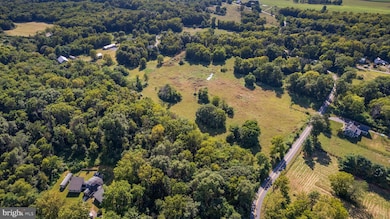 0 Runnymeade unit WVBE2043312, Bunker Hill, WV 25413 - photo 7