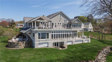 Beautiful Bill Burgin design faces west for beauti