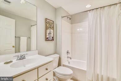 18313 Buccaneer Terrace, Leesburg, VA 20176 - photo 7