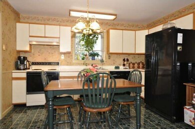 700 S 5 Points Rd, West Chester, PA 19382 - photo 3