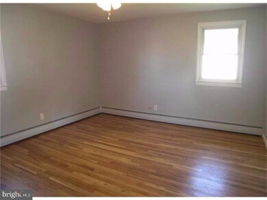 1649 W Livingston St, Allentown, PA 18102 - photo 6