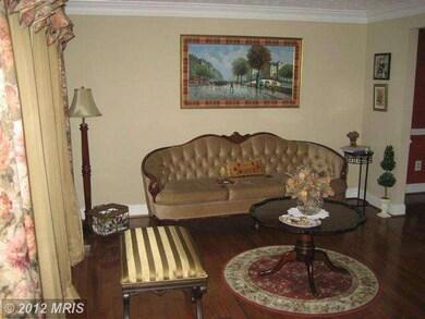 6323 Falling Brook Dr, Burke, VA 22015 - photo 2