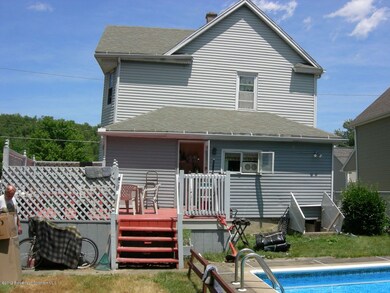 301 E Line St, Olyphant, PA 18447 - photo 3