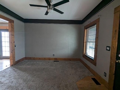 3366 11th St, Wyandotte, MI 48192 - photo 2