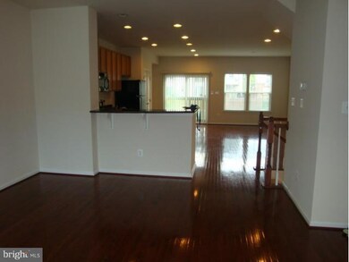 22926 Chinkapin Oak Terrace, Sterling, VA 20166 - photo 7