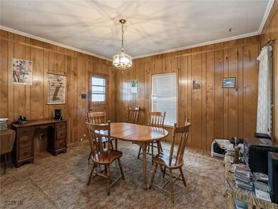803 W 6th St S, Newton, IA 50208 - photo 7