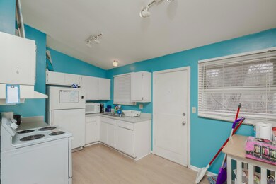 3419 SW Watson Ave, Topeka, KS 66614 - photo 7