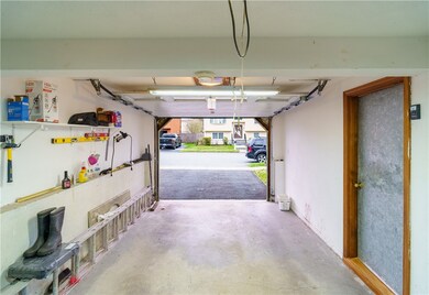 45 Scott Dr, Riverside, RI 02915 - photo 5