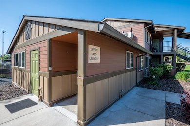 621 N Douglas St, Canby, OR 97013 - photo 3