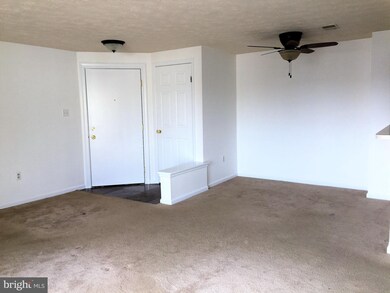 802 Stratford Way unit M, Frederick, MD 21701 - photo 3