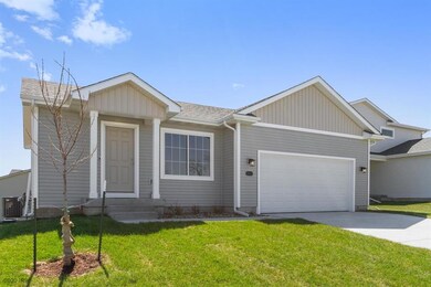 2413 Whispering Ridge Dr, Des Moines, IA 50320 - photo 2