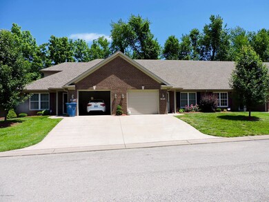 5813 Shepherd Crossing Dr, Louisville, KY 40219 - photo 2