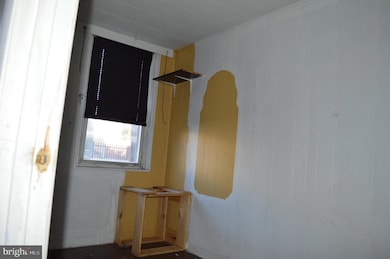 126 S Regester St, Baltimore, MD 21231 - photo 4