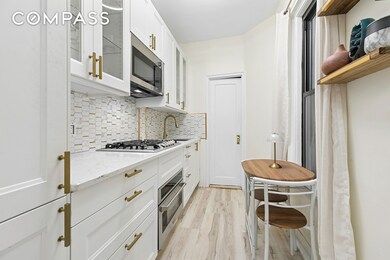 228 W 17th St unit 4B, New York, NY 10011 - photo 2