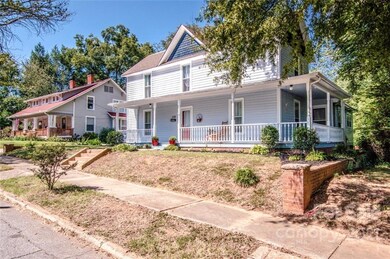 228 W Bell St, Statesville, NC 28677 - photo 7