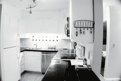 Tall Oaks Village unit 407, South Weymouth, MA 02190 - photo 2