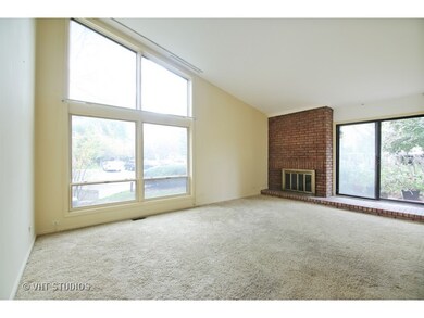 702 Waukegan Rd unit A1, Glenview, IL 60025 - photo 3