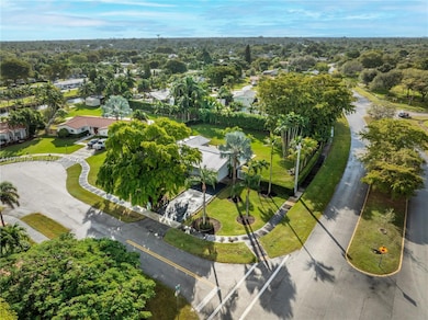 10320 SW 91st St, Miami, FL 33176 - photo 2