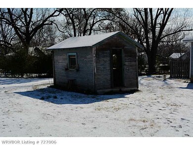 230 W 4th St, Mulberry, AR 72947 - photo 6