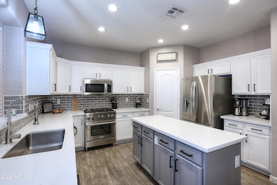 Night-Kitchen-Island
