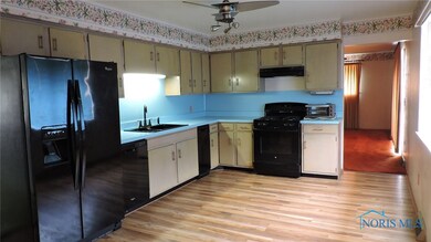 2207 Lehman Ave, Toledo, OH 43611 - photo 3