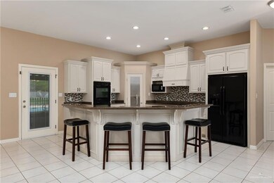4307 Sundance Cir, Weslaco, TX 78599 - photo 5