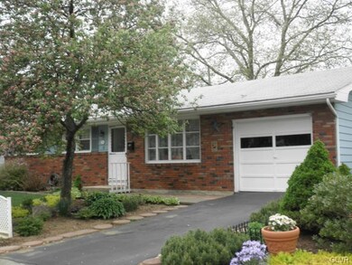 1326 Valley Rd, Bethlehem, PA 18018 - photo 2