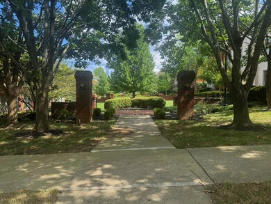 960 Village Green Ave, Lexington, KY 40509 - photo 2