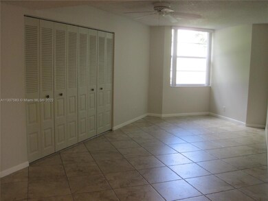Bonus Room: Family Room/Office/Den