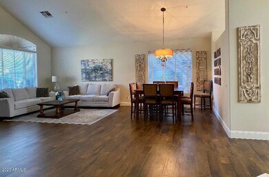 Living: Dining
