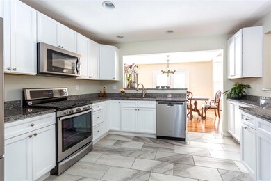 3910 E Tamarron Ct, Bloomington, IN 47408 - photo 7