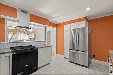 17 Raymond Ave, Salem, MA 01970 - photo 4