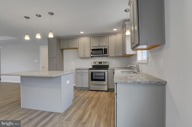 3944 Percy Ave, Chambersburg, PA 17202 - photo 4