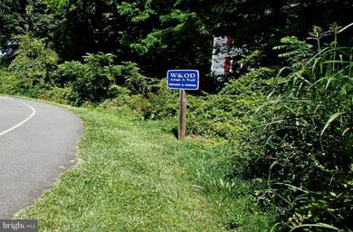 7301 Pinecastle Rd, Falls Church, VA 22043 - photo 2