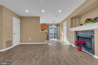 3345 Mountain Laurel Loop, Dumfries, VA 22026 - photo 5