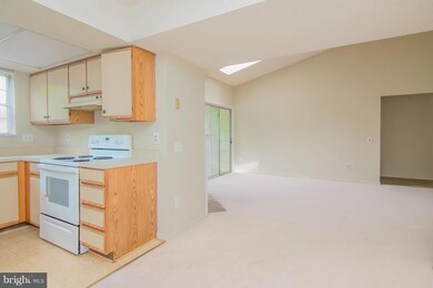 9330 Niki Place unit 43, Manassas, VA 20110 - photo 5