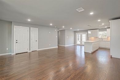 8321 Venus St, Houston, TX 77088 - photo 5