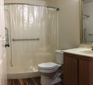 02_Hondo_Bath-1