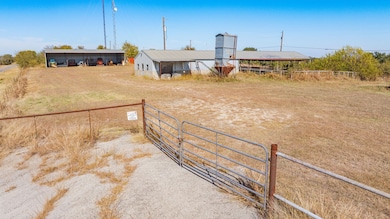 22598 Farm To Market Road 219, Stephenville, TX 76401 - photo 4