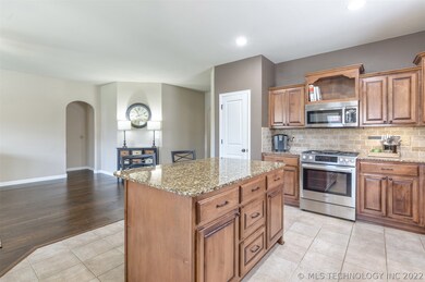 2020 E 133rd Ct, Bixby, OK 74008 - photo 7