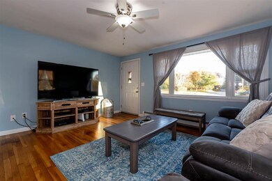 492 Charles Bancroft Hwy, Litchfield, NH 03052 - photo 5