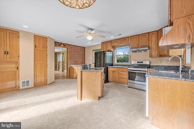 10101 Portland Rd, Silver Spring, MD 20901 - photo 5